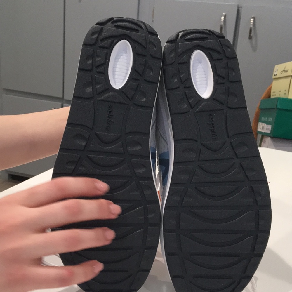 Shoes - Picture 3 of 5